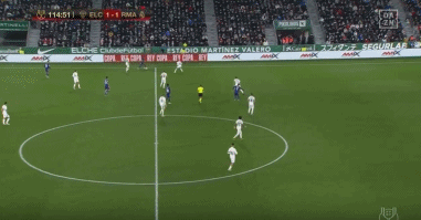 意甲-阿瑙托维奇传射劳塔罗破门 国米3-1卡利亚里 [国米意甲]